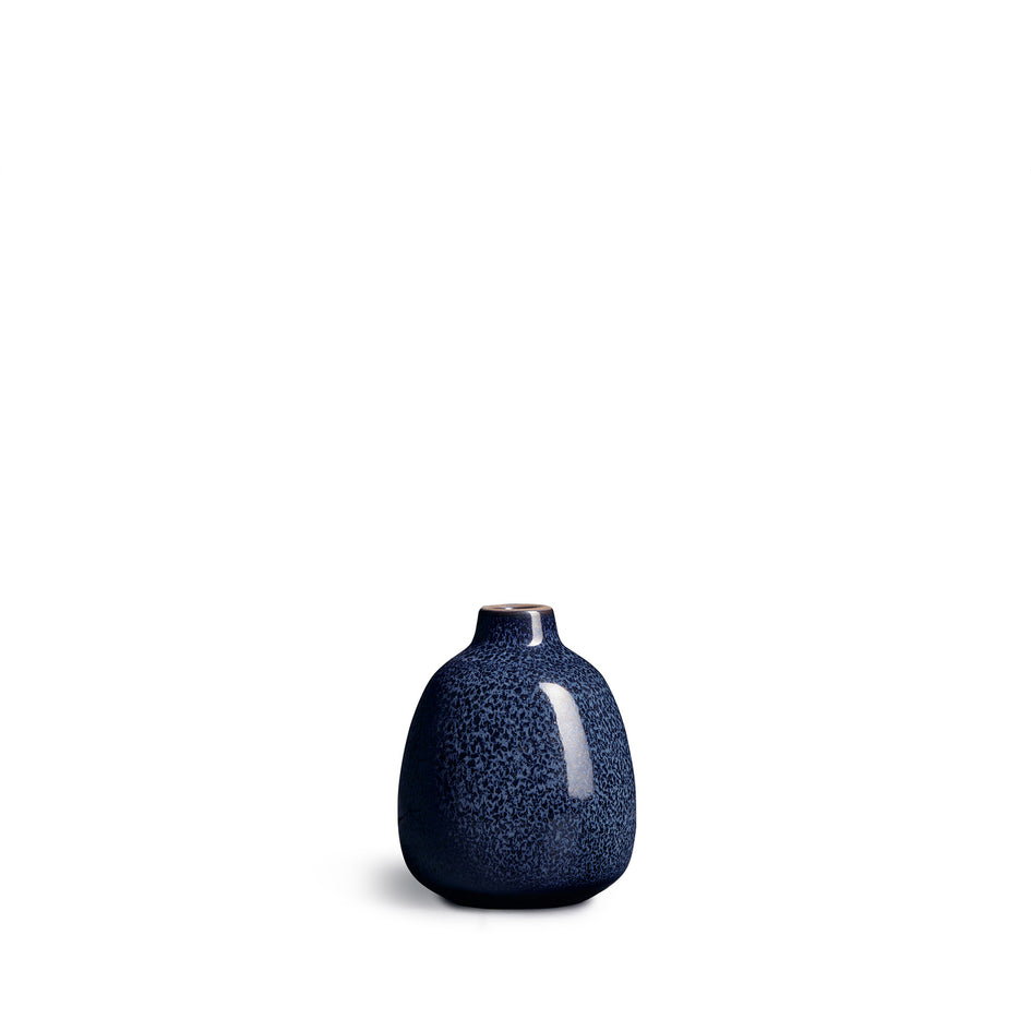 Bud Vase in New Moon Image 1