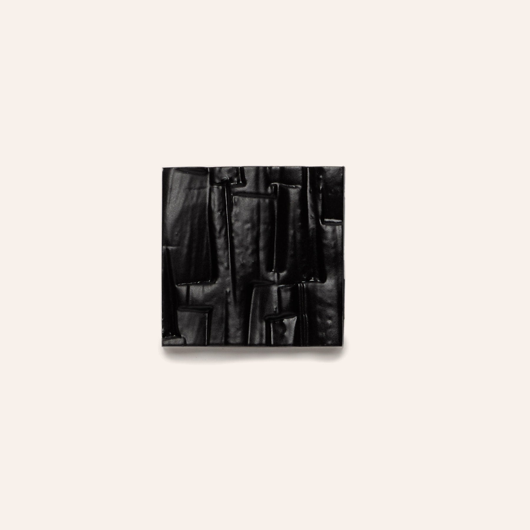 M34 Sample in Museum Black