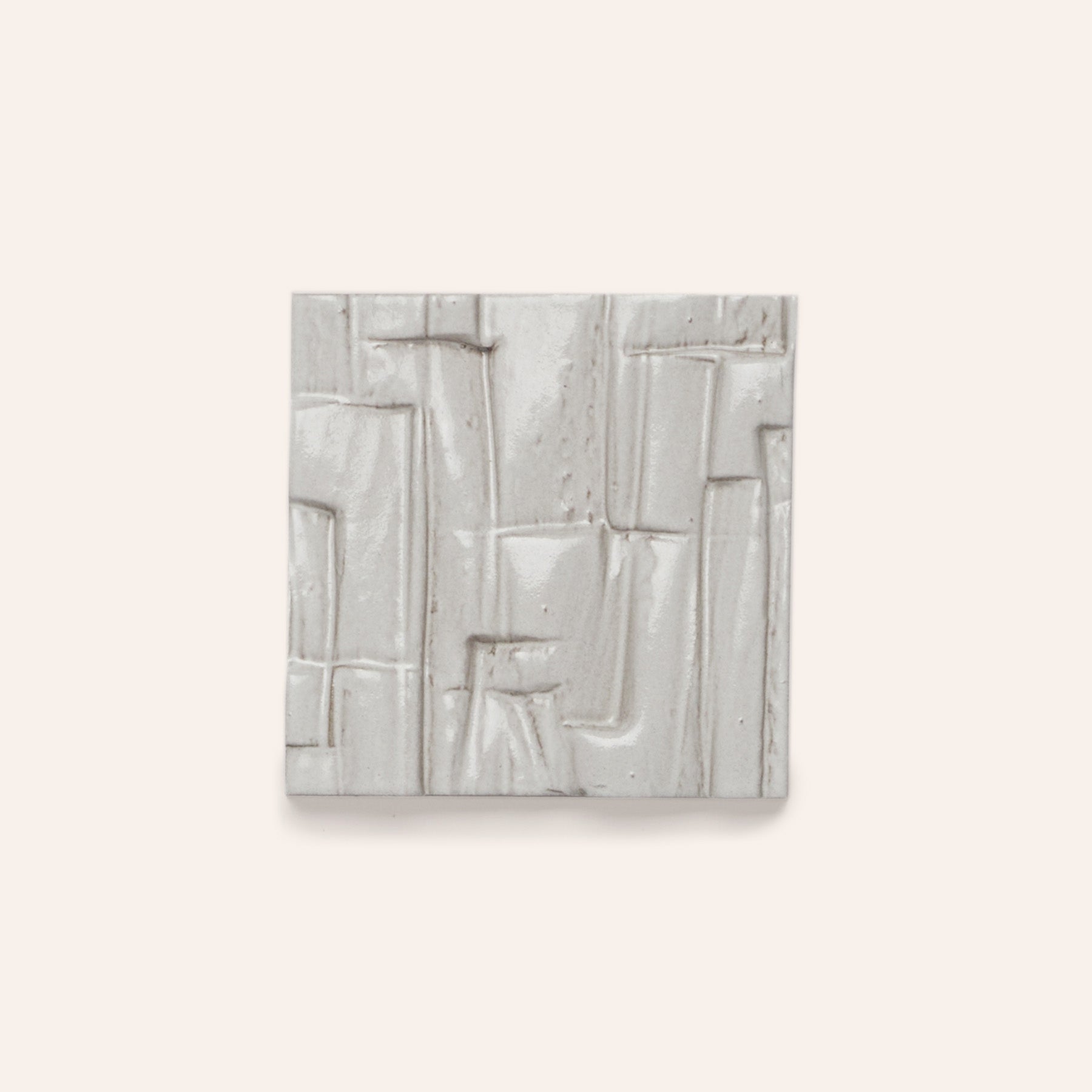 G107 Sample in Mid-Century White