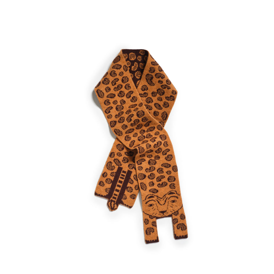 Leopard Scarf Image 1
