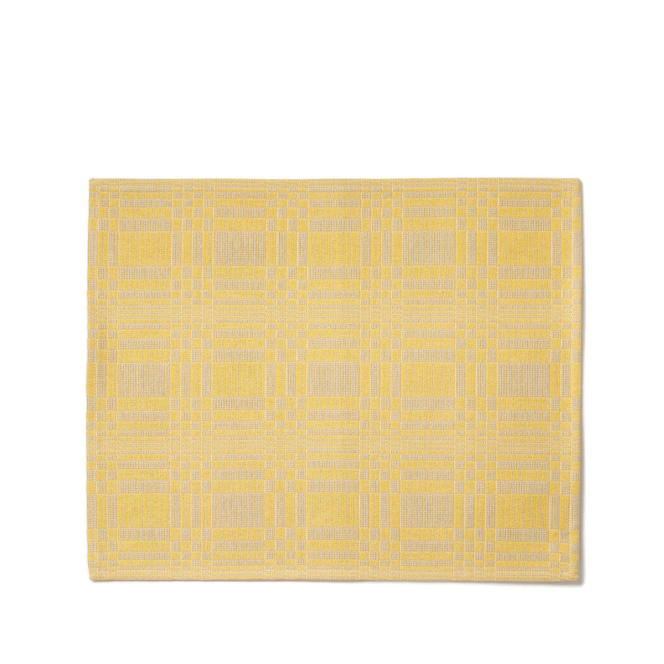 Doris Placemat in Straw Image 1