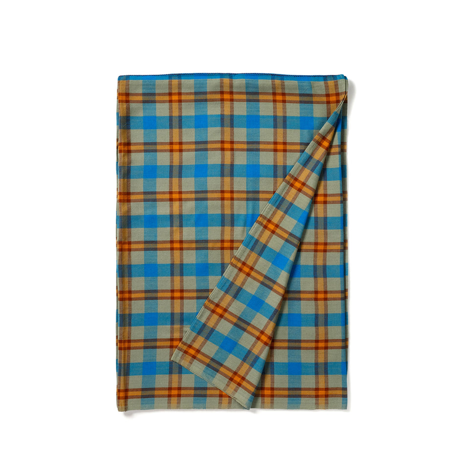 Charleston Plaid Tablecloth in Bay Image 1