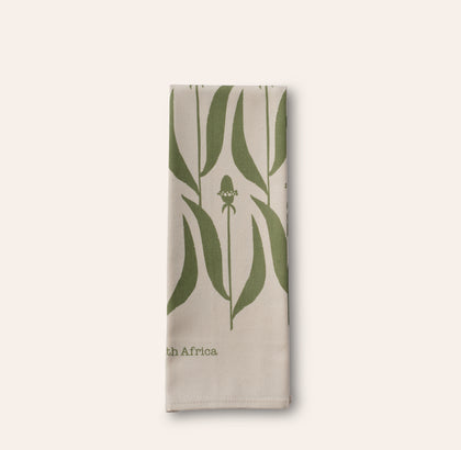 Flower Ring Tea Towel in Cypress