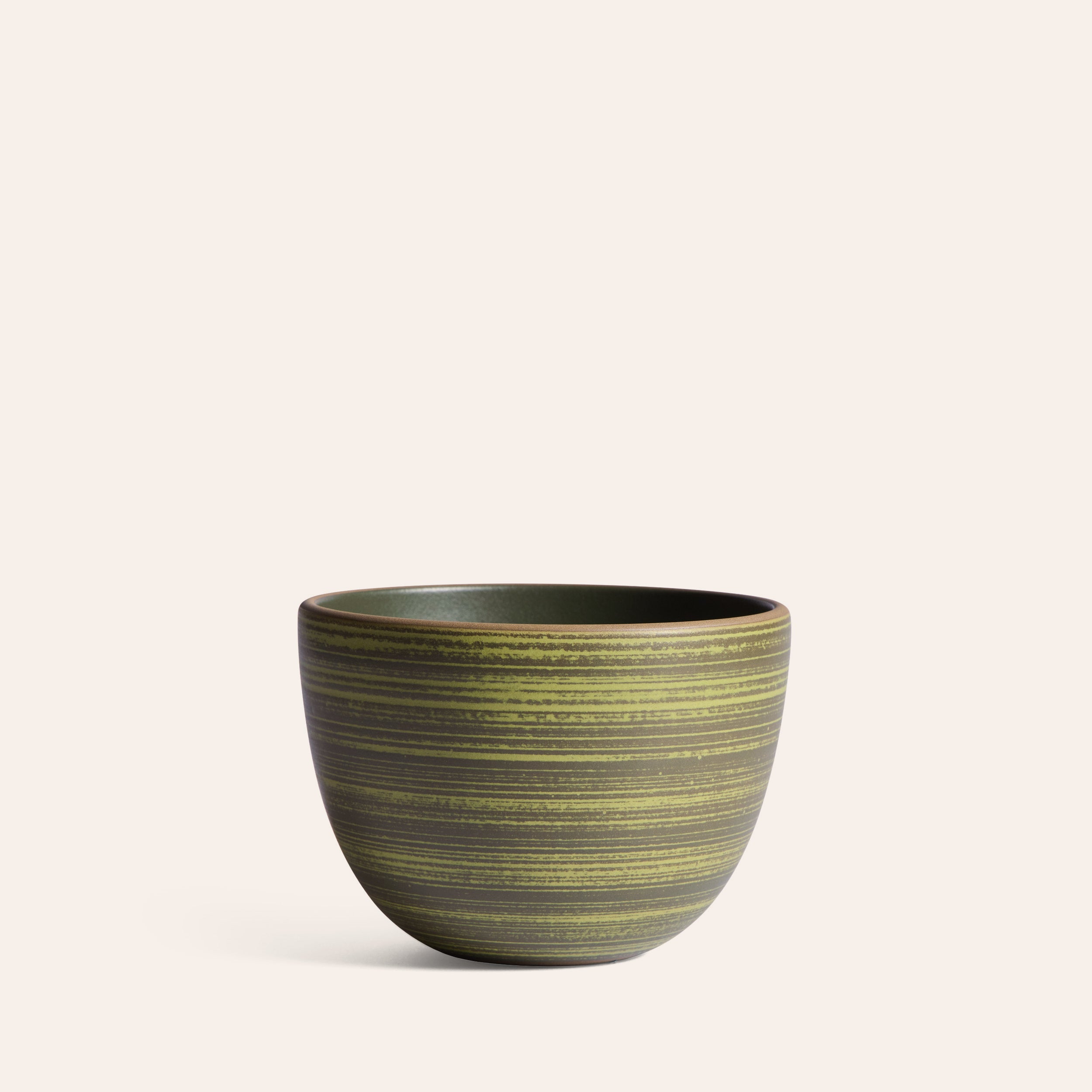 Deep Serving Bowl in Skog Moss