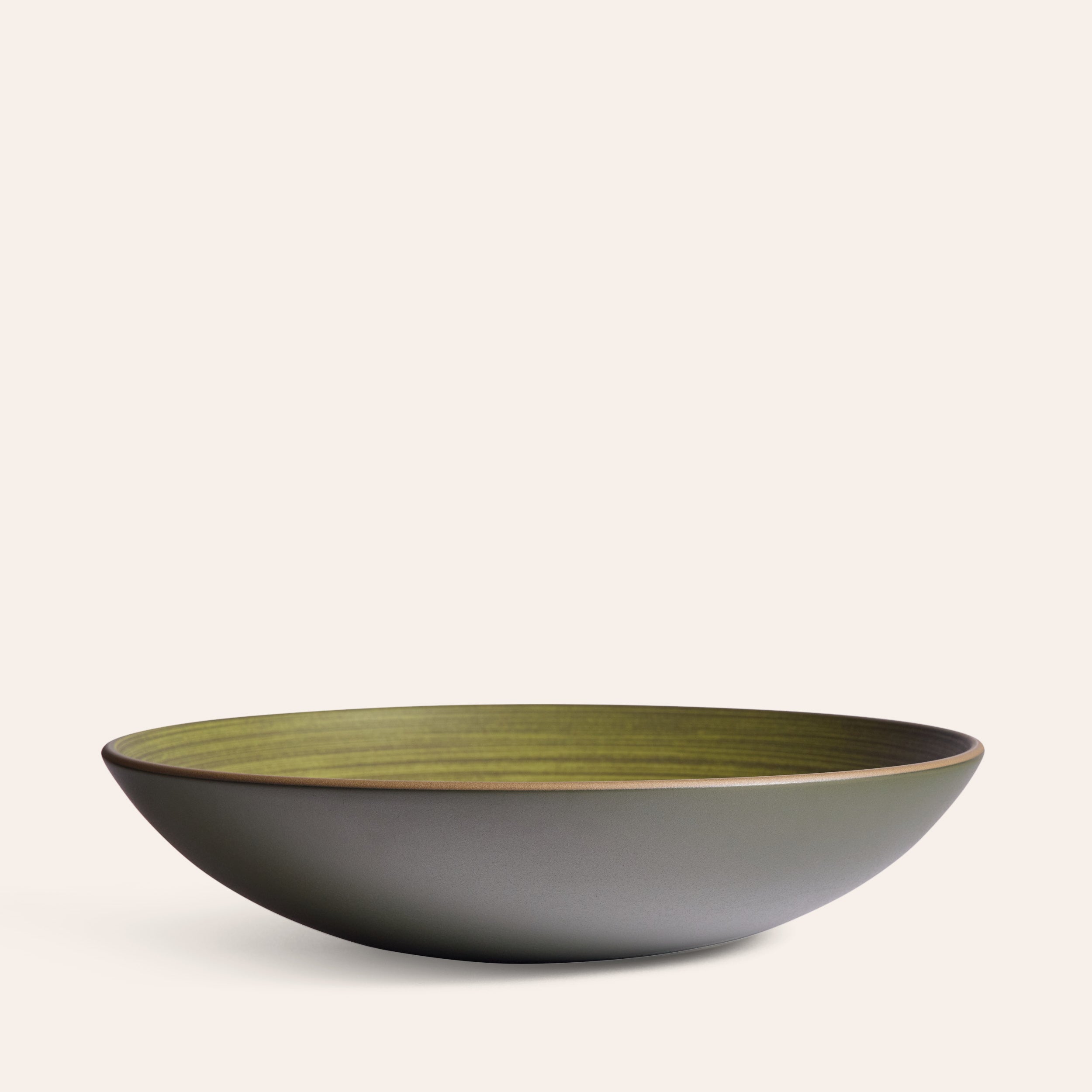 Shallow Salad Bowl in Skog Moss