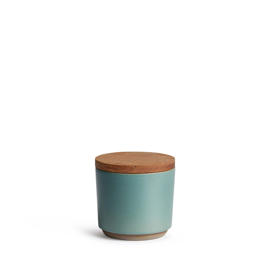 Container with Wooden Lid Image 5