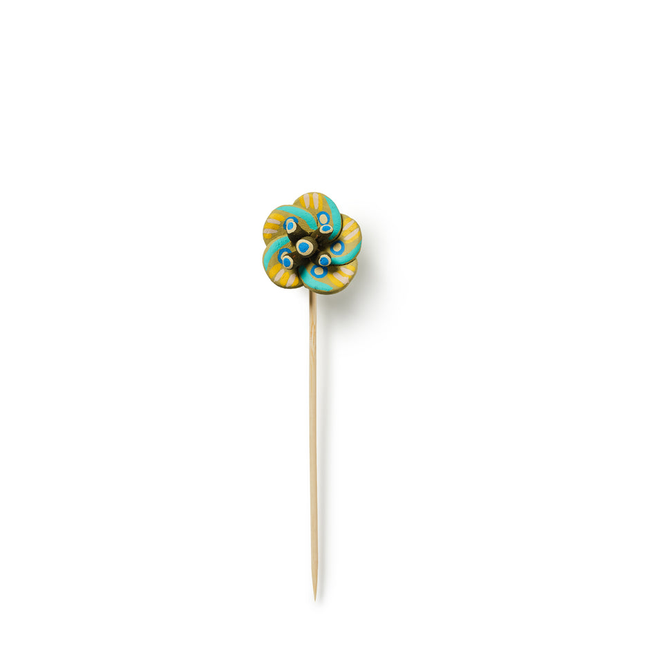 Ceramic Circle Flower in Lemon Rind Image 1