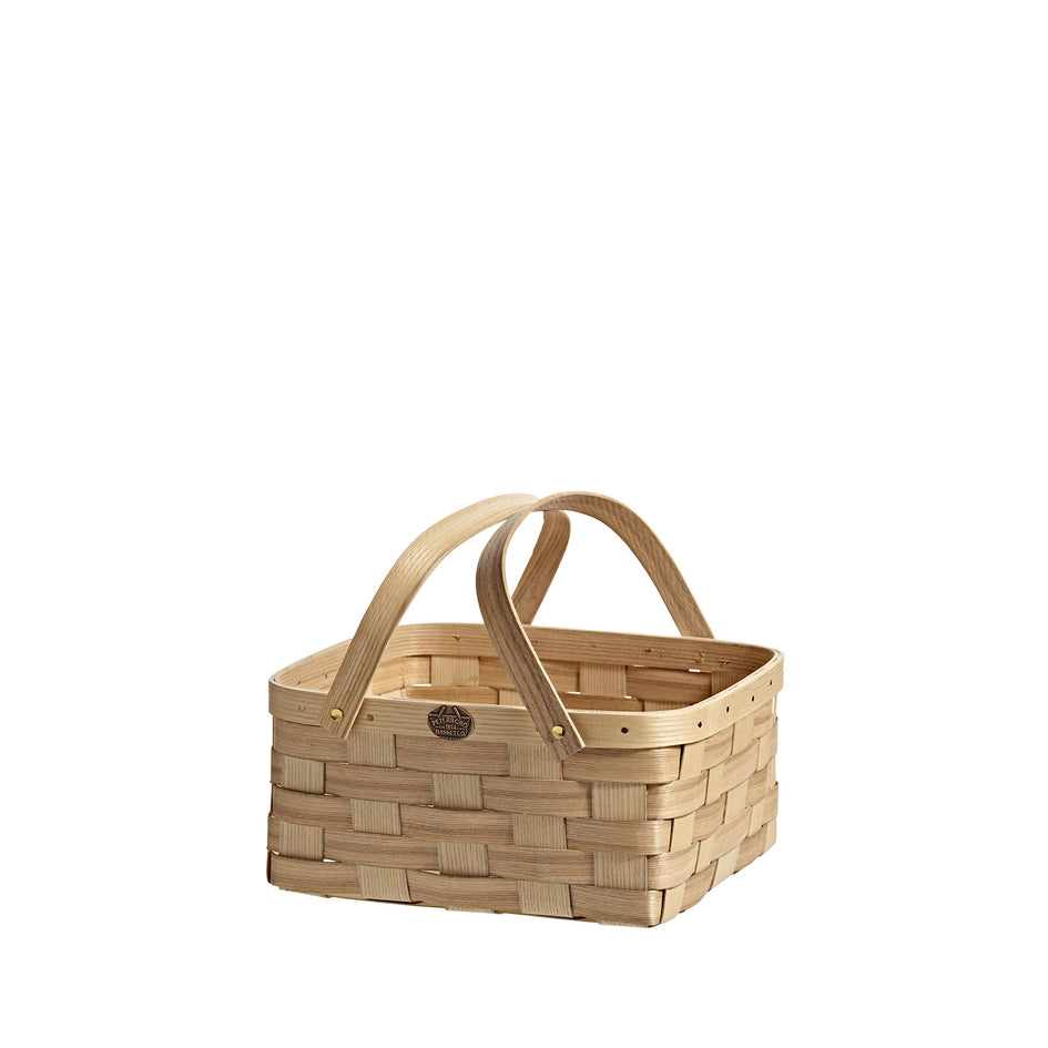 Perfect Size Shopper in Natural Image 1
